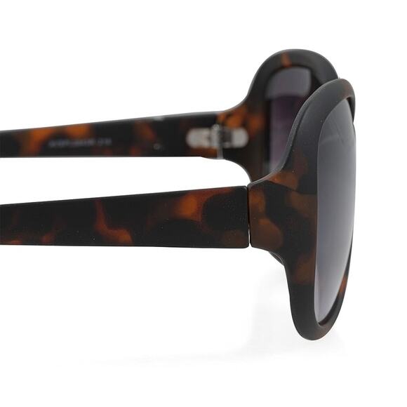 Adrienne Vittadini Oversized Sunglasses with Tortoise Frame - Picture 4 of 5